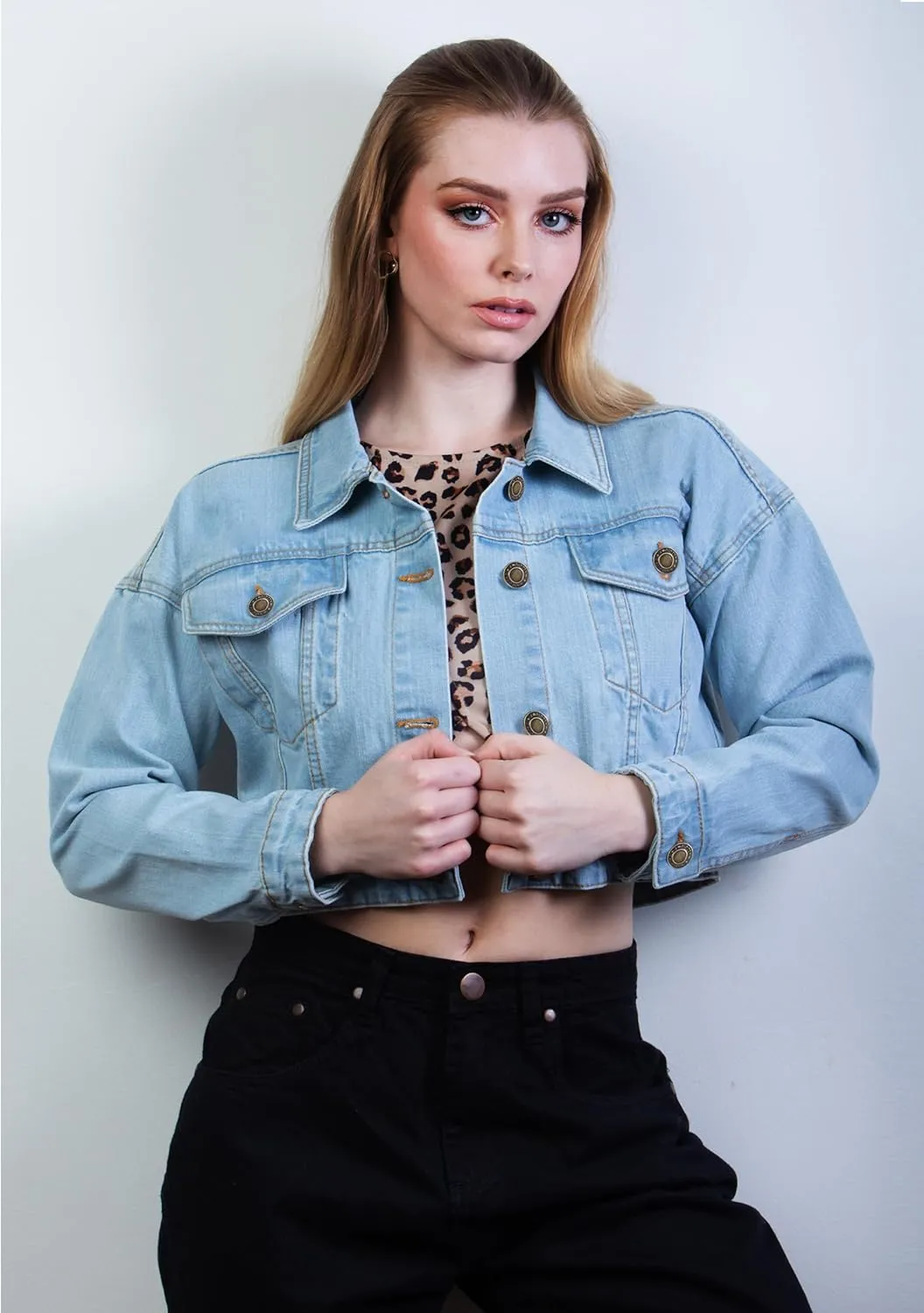 2025 Cropped Denim Jacket for Women Stretchy Fitted with 2 Pockets – Lightweight Trendy Short Jean Shacket