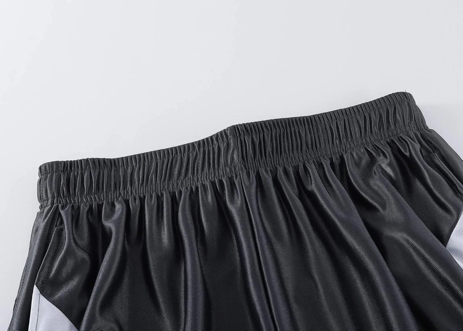 Abovewater Men’s Basketball Shorts with Deep Pockets Running Shorts & Gym Training Shorts with Drawstring