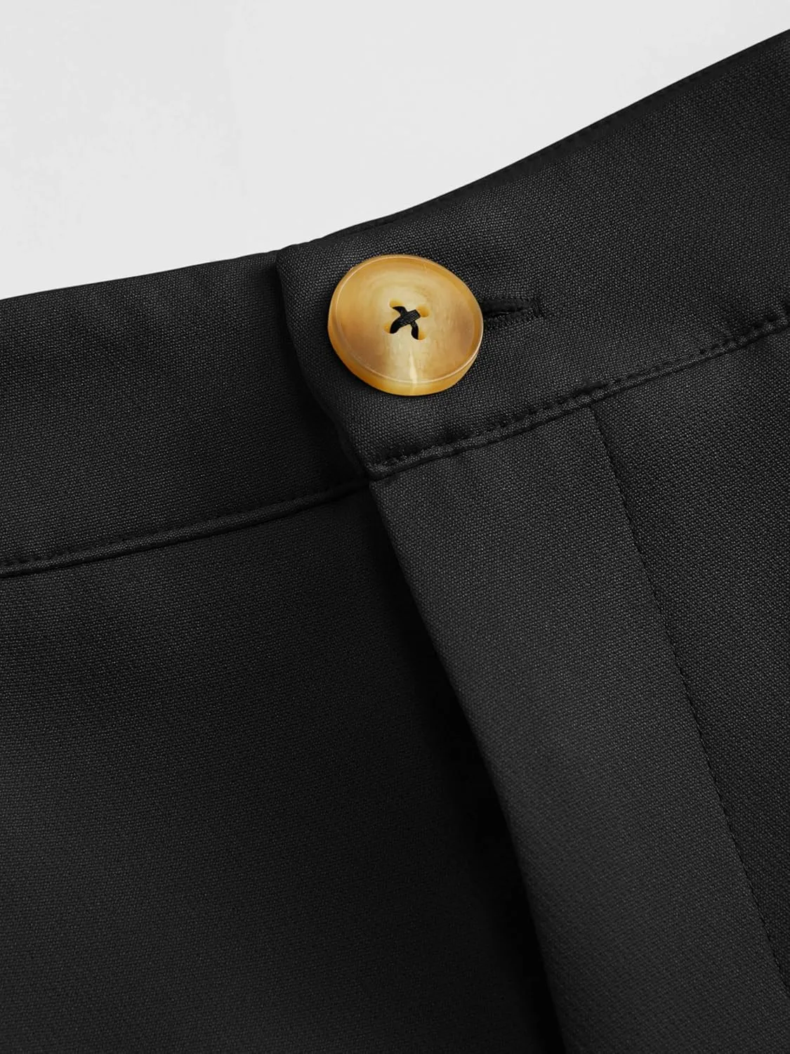CIDER Pleated Button Straight Leg Shorts