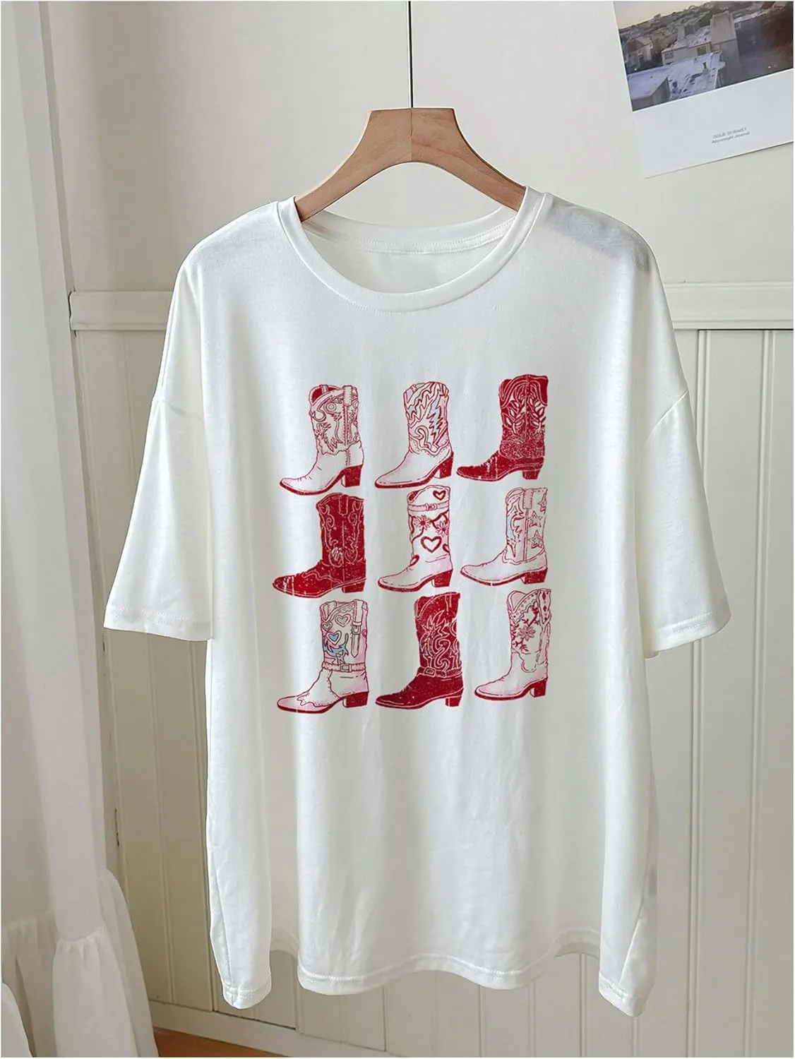 Women's Graphic Letter Tee Crew Neck Drop Shoulder Trendy Summer T Shirt Short Sleeve Vintage Car Print Top